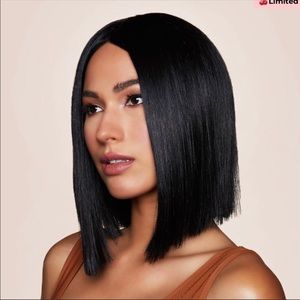 INH Poppy Black Wig NWOT